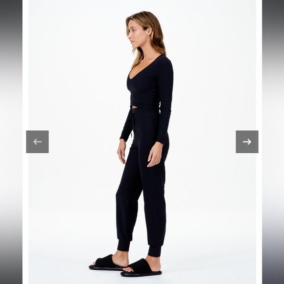 The Upside Noir Vida drawstring legging/jogger from Revolve S - Picture 6 of 11